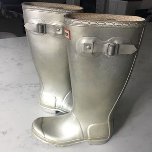 Hunter boots sz 4M/5F